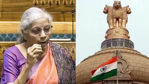  வரி பகிர்வு.. போராட்டத்தை அறிவித்த மாநிலங்கள்! “அப்படியெல்லாம் இல்லைங்க” மத்திய அரசு அவசர விளக்கம்