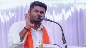 தவறான தகவல் பகிர்ந்தால் கடும் நடவடிக்கை.. அண்ணாமலை வீடியோ பரவிய நிலையில்.. கோவை போலீசார் வார்னிங் 