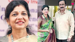 அன்புமணியை மணமுடிக்கும் முன்பே பாரம்பரிய அரசியல் குடும்பத்தில் இருந்து வந்தவர்.. யார் இந்த சவுமியா? 