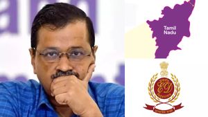 கெஜ்ரிவால் ஓவர்.. அப்படியே தமிழ்நாடு பக்கம் ரேடாரை திருப்பும் டெல்லி.. தேர்தலுக்கு முன்.. பற்றிய தீ 