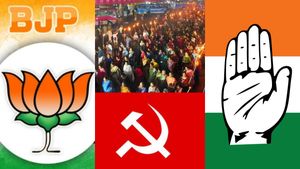 சிஏஏவை ஆயுதமாக எடுக்கும் இடதுசாரிகள்.. கேரளாவில் சிக்குவது பாஜக மட்டுமில்லை காங்கிரஸும் தான்! எப்படி 