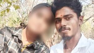 10ம் வகுப்பிலேயே.. மரத்தடியில் பெட்ஷீட் + தாலி + மரக்காணம் அஜித்.. இதெல்லாம் எங்கே போயி முடியுமோ? 