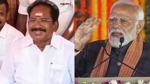  கஜினி போல எத்தனை முறை மோடி தமிழ்நாட்டுக்கு வந்தாலும் பாஜகவுக்கு “ம்ம்ஹூம்”.. சீண்டிய செல்லூர் ராஜு!
