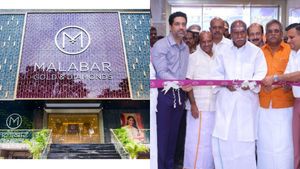 புதுச்சேரியில் புது ஷோரூமை திறந்த மலபார் கோல்டு &டைமண்ட்ஸ்! மாநில முதல்வர் ரங்கசாமி திறந்து வைத்தார் 