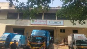 சென்னையில் எஸ் டி கூரியர் நிறுவனங்களில் 2வது நாளாக நீடிக்கும் அமலாக்கத்துறை சோதனை.. தேடுவது என்ன? 