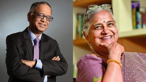ராஜ்யசபா MPஆகும் இன்போசிஸ் நாராயணமூர்த்தி மனைவி சுதா மூர்த்தி-யுகே பிரதமருக்கு உள்ள தொடர்பு தெரியுமா