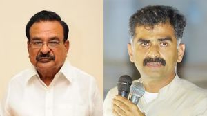 ஆபத்தான நிலையில் தீவிர சிகிச்சையில் ஈரோடு கணேசமூர்த்தி எம்பி.. என்ன காரணம் என தெரியலையே.. துரை வைகோ 