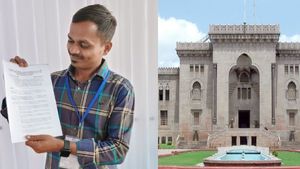 இது தாங்க விடாமுயற்சி..  வாட்ச்மேனாக வேலை பார்த்துக் கொண்டு 2 போட்டித்தேர்வுகளில் வென்ற இளைஞர் 
