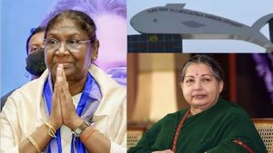 நாகை மீன்வள பல்கலைக்கழகத்துக்கு ஜெயலலிதாவின் பெயர் வேண்டாம்.. பரிந்துரையை நிராகரித்த ஜனாதிபதி 