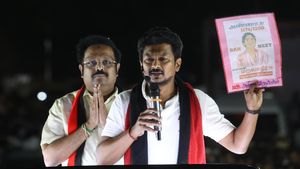 2 லட்சம் ஓட்டு வித்தியாசம்.. ஏமாத்தினா ஏமாந்துருவீங்க.. வேலூரில் சொன்ன உதயநிதி.. பதறிய கதிர் ஆனந்த் 