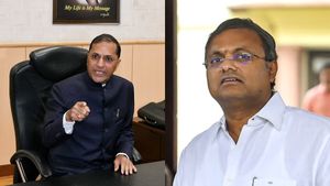 விபரீத திட்டம் இல்லாமல் பாஜக இப்படி செய்யாதே.. இவரை விட சமர்த்தா ஒருவர் வேணுமோ? கார்த்தி சந்தேகம்!