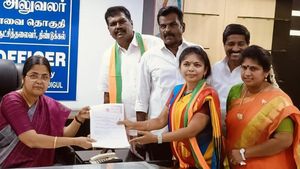 திண்டுக்கல் பூட்டை திறக்குமா பாமக..    திலக பாமா எதிர்கொள்ள போகும் பெரிய சவால்கள் 