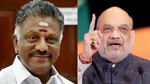  ஓபிஎஸ் ஹெவி வெயிட் இல்லை.. கருணை அடிப்படையில் கவர்னர் பதவி.. பாஜகவிற்கு இப்படி ஒரு திட்டமா? 