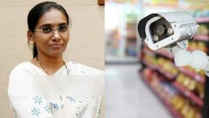 30 நாள் தான்  ‛டைம்’.. சென்னை மெடிக்கல்களில் இனி சிசிடிவி கட்டாயம்! கலெக்டர் உத்தரவு - பரபர பின்னணி 