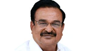 திமுகவிலிருந்து பிரிந்த வைகோவின் போர்வாள்.. ஈரோட்டு தொகுதியின் முதல் எம்பி! யார் இந்த கணேசமூர்த்தி! 
