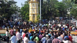  புதுவை சிறுமியின் உள்ளுறுப்பில் தையல்.. பிரேத பரிசோதனையில் பகீர்! பால் பற்கள் கூட விழுந்திருக்காதே! 