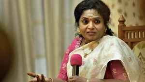 சிறுமி கொலையால் கொந்தளிக்கும் புதுச்சேரி.. விரைவு நீதிமன்றம் அமைத்து ஒரு வாரத்தில் தண்டனை -தமிழிசை 