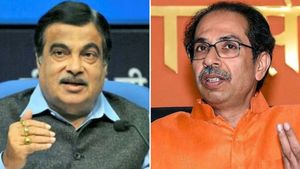 பாஜகவில் இருந்து விலகும் நிதின் கட்கரி? மகாராஷ்டிர அரசியலில் கிளம்பிய புதிய புயல்! பின்னணி என்ன 