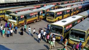  சென்னை பஸ் பயணிகளுக்கு ஜாக்பாட் அறிவிப்பு! பேருந்து நிறுத்தங்களில் வருகிறது மிகப்பெரிய மாற்றம்
