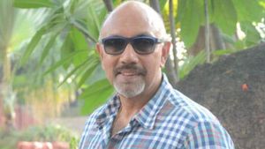 வடநாட்டில் இருந்து வருவது மதப்புயல் அல்ல, மடப் புயல்.. அது வேலைக்கே ஆகாது.. நடிகர் சத்யராஜ் கிண்டல் 