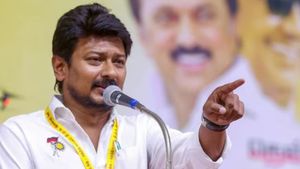 உதயநிதிக்கு புது சிக்கல்.. சனாதன தர்மம் பேச்சுக்கு சம்மன் அனுப்பிய பீகார் நீதிமன்றம்.. ஆஜராக உத்தரவு 