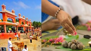 ராமேஸ்வரம் அக்னி தீர்த்தக் கடலில் தர்ப்பணம் செய்ய கட்டண சீட்டு அறிவிப்பு வாபஸ்! 