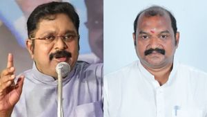 டிடிவி தினகரனும் இருக்காரே..  தேனி, திருச்சி தொகுதி அமமுக வேட்பாளர்கள் யார் தெரியுமா? முக்கிய தகவல் 