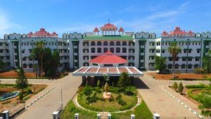 தமிழ்நாட்டில் நீர் நிலைகளை ஆக்கிரமித்தவர்களுக்கு வழங்கப்பட்ட பட்டா ரத்து.. ஹைகோர்ட் அதிரடி தீர்ப்பு 