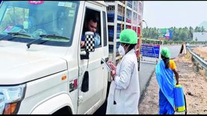  கேரளாவில் பெரிய பிரச்சினையாமே..எல்லையில் காத்திருக்கும் ஆபத்து..! அலர்ட் ஆகும் தமிழகம்.. என்னாச்சு?