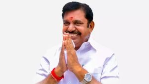  எடப்பாடி பழனிசாமி பிரதமர் ஆவார்.. அப்புறமா ராஜ்யசபா எம்.பியாக பதவி ஏற்பார்.. அலற விடும் அதிமுக MLA