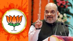  அமித்ஷா தமிழ்நாடு வருகை மீண்டும் ரத்து.. பாஜகவின் ரோடு ஷோ பிளான்கள் கேன்சல்!
