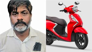 சென்னை போரூரில் பிரபல பைக் ஷோரூமுக்கு.. வடிவேலு பட பாணியில் விபூதி அடித்த பிரபல கொள்ளையன்.. ட்விஸ்ட் 