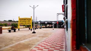 கோவையில் சூப்பர்.. வேறலெவலில் மாறுது வட கோவை ரயில் நிலையம்.. கோடிகளை கொட்டி ரயில்வே மெகா திட்டம் 