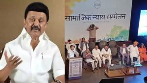  முன்னோடி தமிழ்நாடு.. நம்ம ஆட்சியில் இது முக்கியம்! பட்டியல் போட்ட முதல்வர்..வியந்து பார்த்த INDIA!