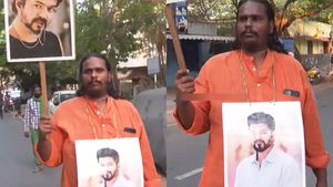 விஜய் அண்ணா என்னை காப்பாத்துங்க! போலீஸ் துரத்துறாங்க! நைட் தூக்கமில்லை.. கேரள ரசிகரின் கண்ணீர் 