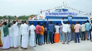 இனி இலங்கை செல்வது ஈஸி.. நாகை-காங்கேசன்துறை இடையே மீண்டும் கப்பல் சேவை.. டிக்கெட் எவ்வளவு தெரியுமா? 