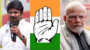  உதயநிதி ஸ்டைலில் கர்நாடகா! மோடிக்கு எதிராக ‛சொம்பு’ தூக்கி போராட்டம்! பாஜகவை அலறவிடும் காங்கிரஸ்