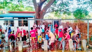 200 அண்டா, 300 ஆடுகள்.. திண்டுக்கல்லின் மூக்கை துளைத்த மட்டன் குழம்பு.. கமகம ஆட்டுக்கறி, கோழி கிரேவி