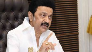 எனக்கு ரிப்போர்ட் வருது.. கவனமாக இருங்க.. ஸ்டாலின் அனுப்பிய 