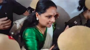 டெல்லி மதுபான கொள்கை ஊழல்: தெலுங்கானா எம்எல்சி கவிதா ஜாமீன் மனு டிஸ்மிஸ்! 