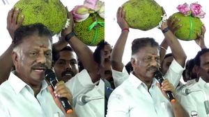 எத்தனை பன்னீர் செல்வங்கள் வந்தாலும்.. தலையில் பலாப்பழத்தை சுமந்தபடி அதிரடியாக பேசிய ஓபிஎஸ் 