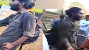 நீங்க யாரும் வாக்களிக்க கூடாது.. துப்பாக்கியோடு வந்த மாவோயிஸ்டு.. வயநாட்டில் தமிழர்களுக்கு மிரட்டல் 