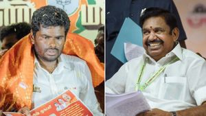 பாஜக அட்டாக் மோடில் எடப்பாடி.. அசல் திராவிட கட்சி நாங்கள்தான்.. குதூகலத்தில் அதிமுக தொண்டர்கள்! 
