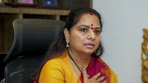 வரிசை கட்டும் விசாரணை அமைப்புகள்! கவிதாவை இன்று டெல்லி நீதிமன்றத்தில் ஆஜர்படுத்துகிறது சிபிஐ! 