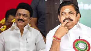 அவ்ளோ பிளான் போட்டும் கோட்டை விட்ட எடப்பாடி.. மிஸ் ஆகாம 2 “தலை”களை களத்தில் இறக்கிய ஸ்டாலின்! பக்கா!
