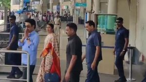 கூலிங் க்ளாஸுடன் கூலாக முதல்வர்! கொடைக்கானலில் 5 நாட்கள் ஓய்வு..பறந்த உத்தரவு..படையெடுக்கும் தலைகள்!