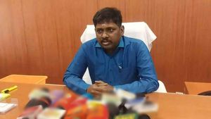 தனியார் பள்ளிகளில் எல்கேஜி.. இலவசமாக சேர யாரெல்லாம் விண்ணப்பிக்கலாம்.. திருப்பூர் கலெக்டர் தகவல் 