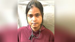 புதுக்கோட்டையிலிருந்து ஷர்மிளா.. அடடே வித்தியாசமான 