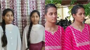 திருப்பூர், நாமக்கல்லில் அதிசயம்.. 10ம் வகுப்பு தேர்வில்  'இரண்டு' இரட்டை சகோதரிகள் ஒரே மதிப்பெண்கள் 
