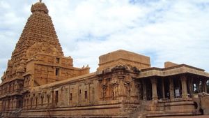 தஞ்சை பெரிய கோயில் அடித்தள சர்ச்சை குறித்து இந்து அறநிலையத்துறை விளக்கம் 
